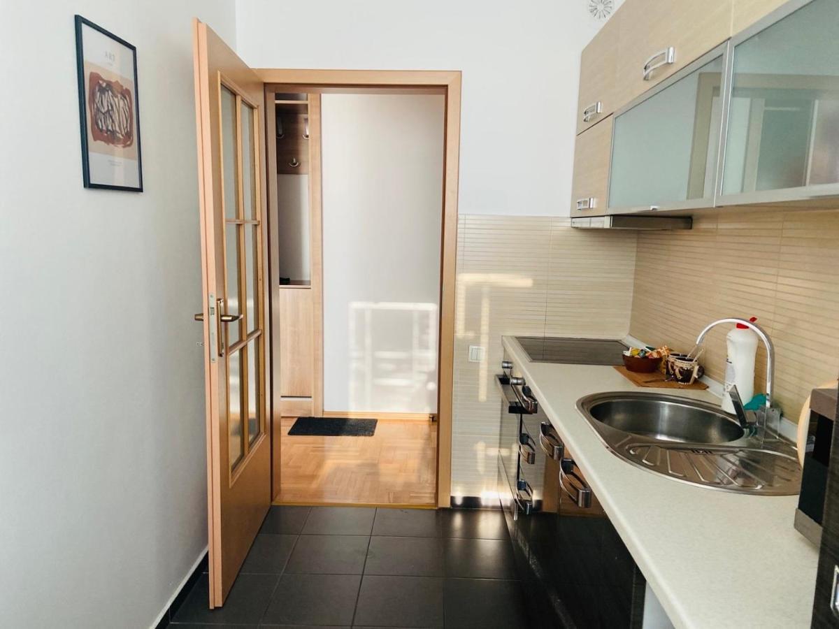 My Place Приштина Екстер'єр фото